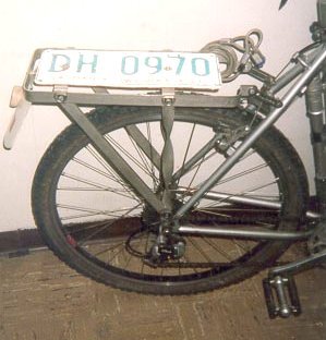 Rear Rack.JPG (23817 bytes)